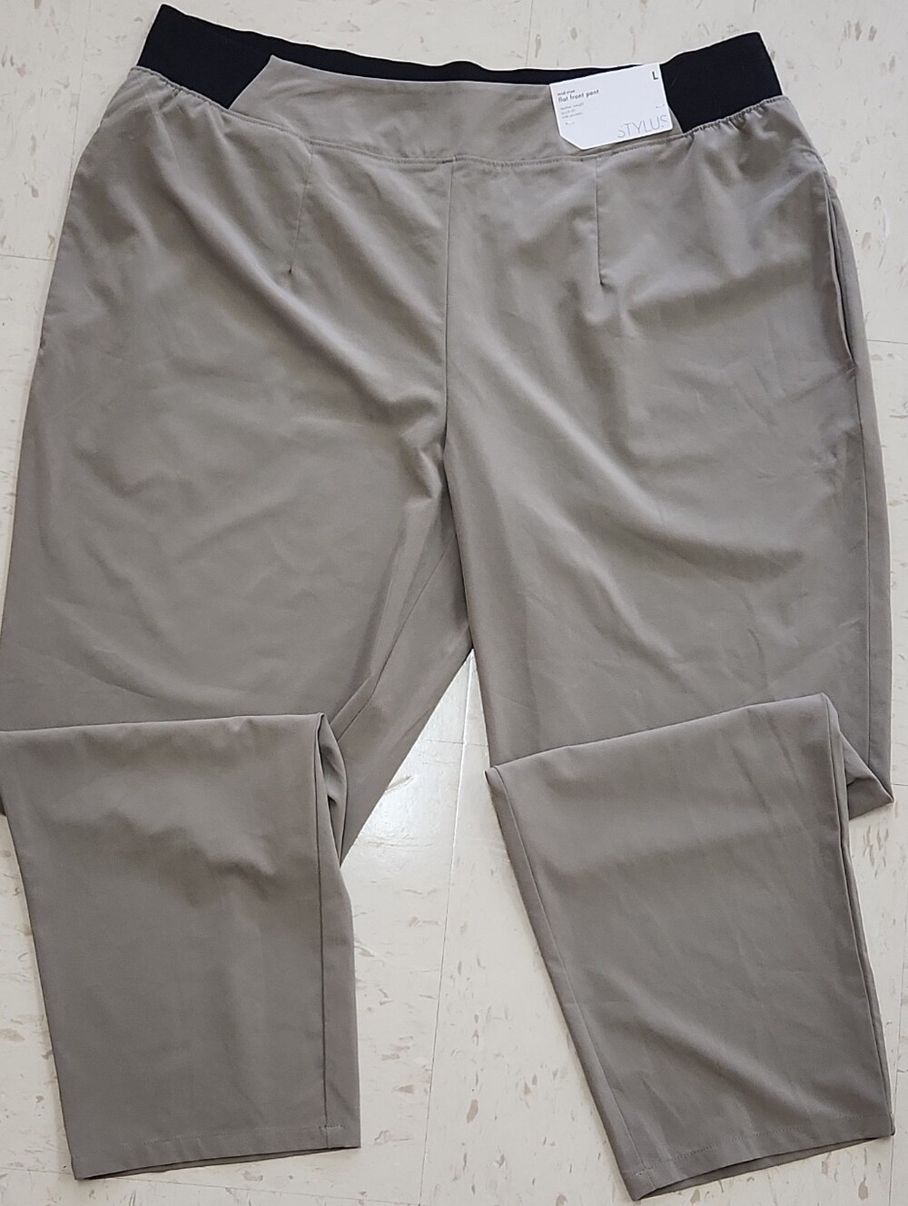 Stylus Pull-On Mid-Rise Flat Front Tan Lightweight Pants Women's Size Large NWT